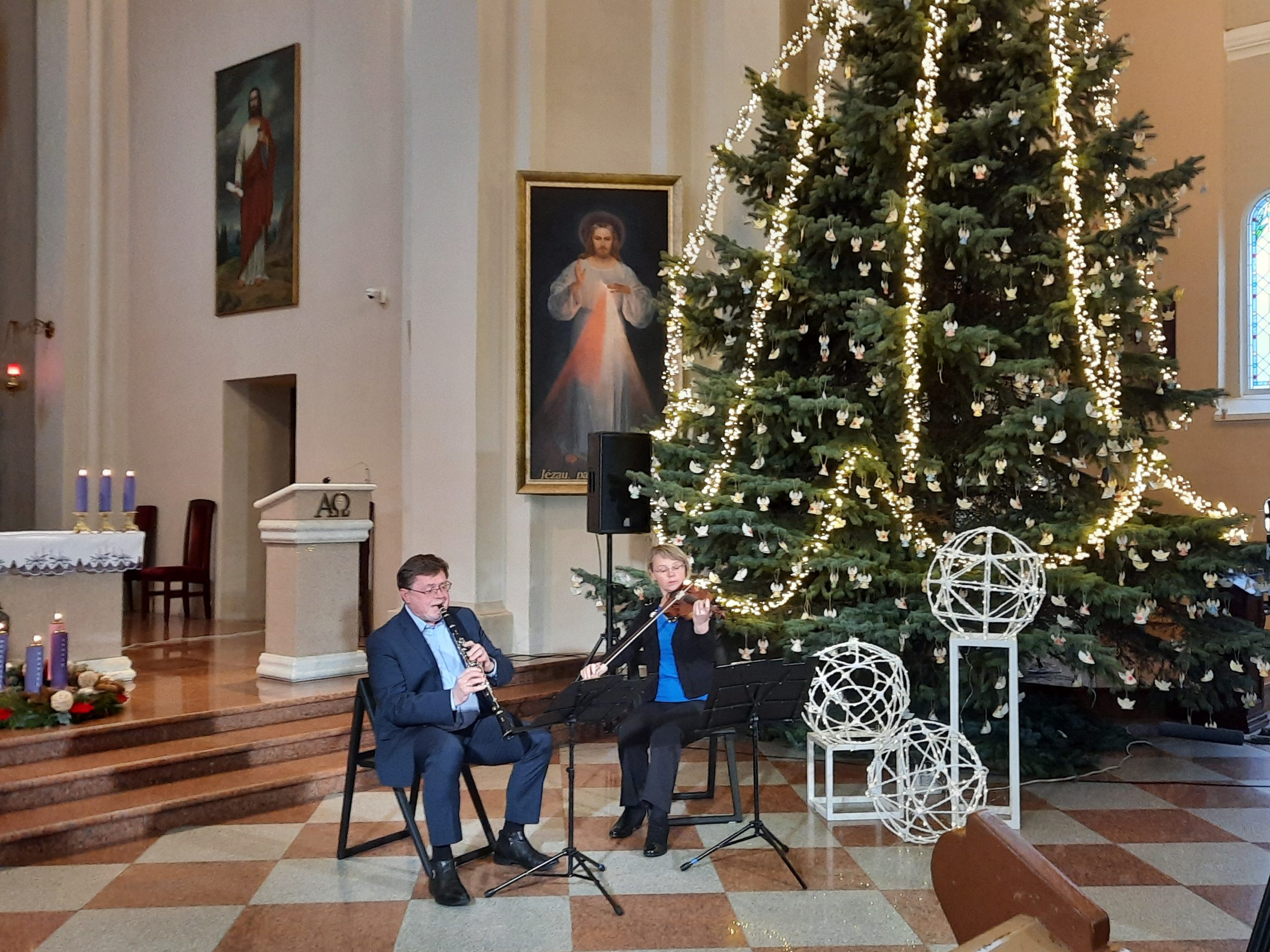 2020-12-17 Kaldėdos suartina – muzikiniai sveikinimai ir prasmingi skaitymai