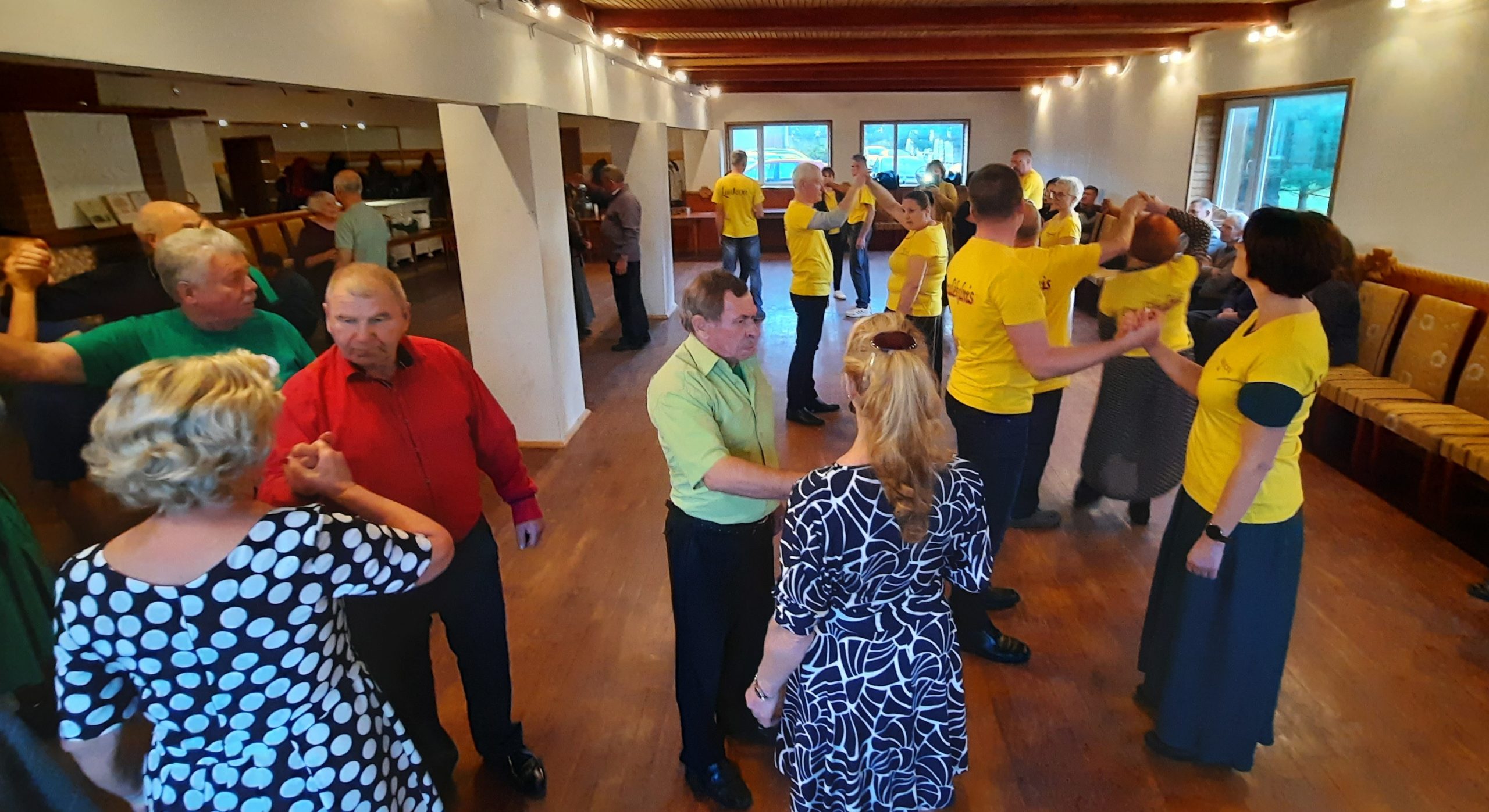 2021-10-16 Tauragės apskrities tradicinių šokių vakaronė suaugusiems „Grajyk, muzikonte – kaimynele šuoks“