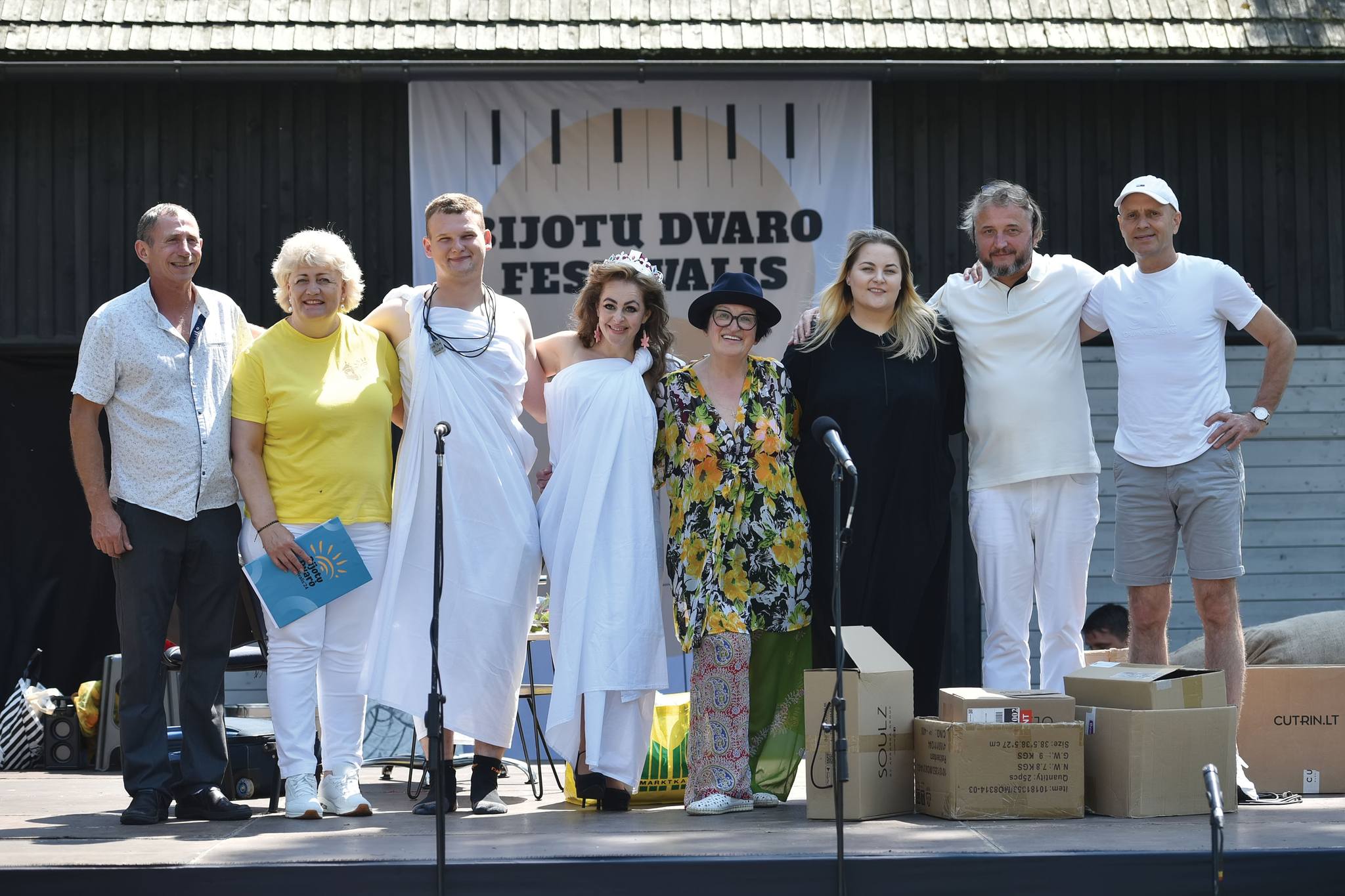 2024-06-29  Bijotų dvaro festivalis: teatrų sueigoje – ir  Tauragės kultūros centro Liaudies teatras