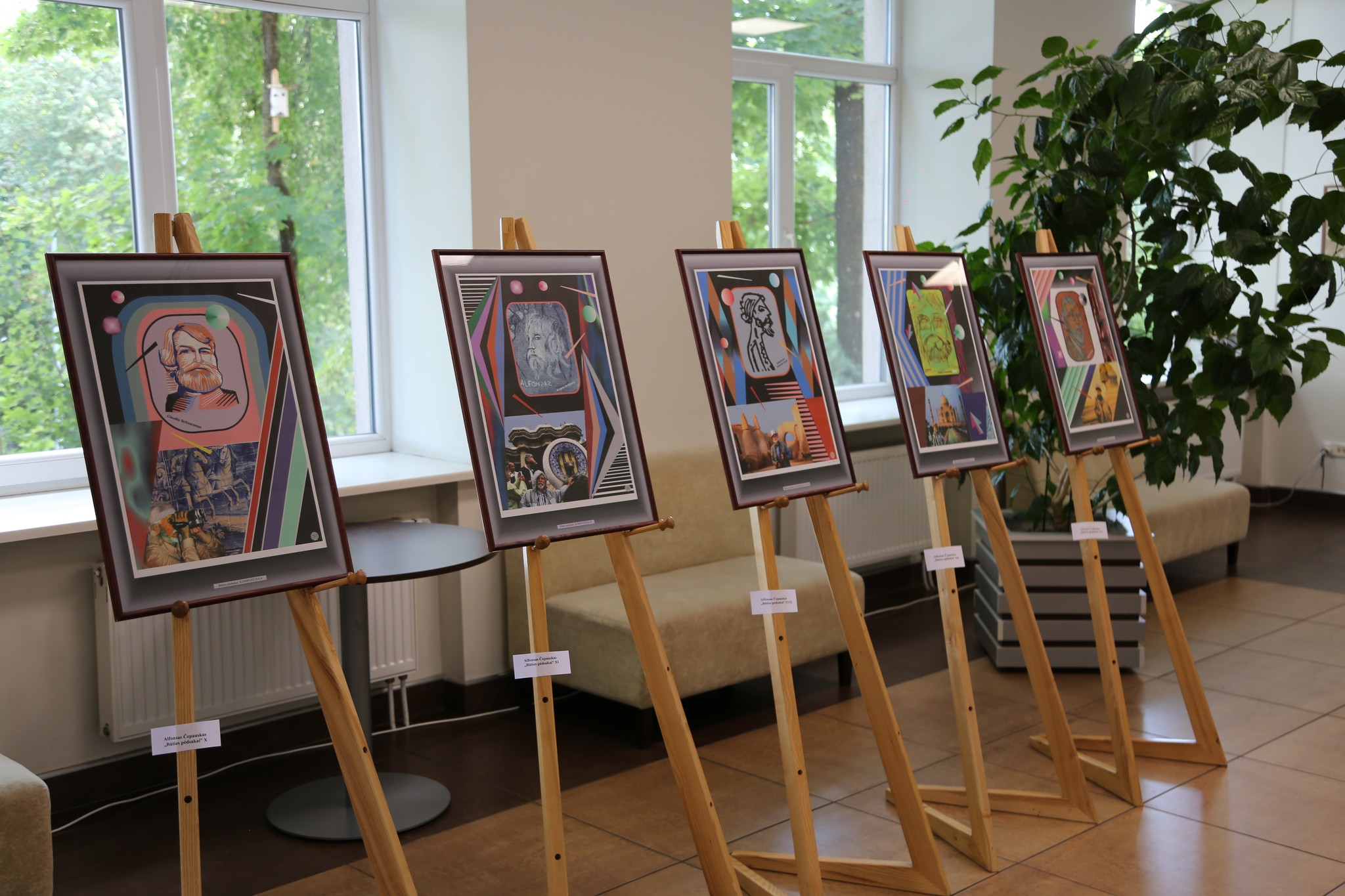 2024-08-07  Tauragės kultūros rūmuose pristatyta jubiliejinė Alfonso Čepausko paroda