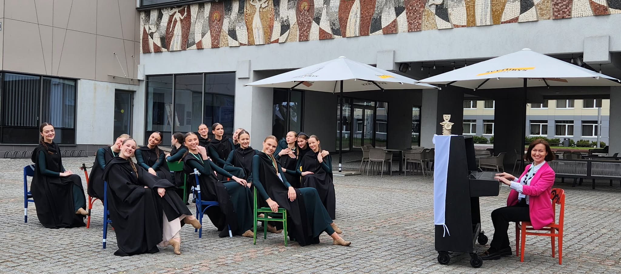 2026-04-24 Balandžio 25-ąją Pasvalyje Lietuvos vaikų ir jaunimo teatrų festivalio-konkurso „Šimtakojis“ finalas