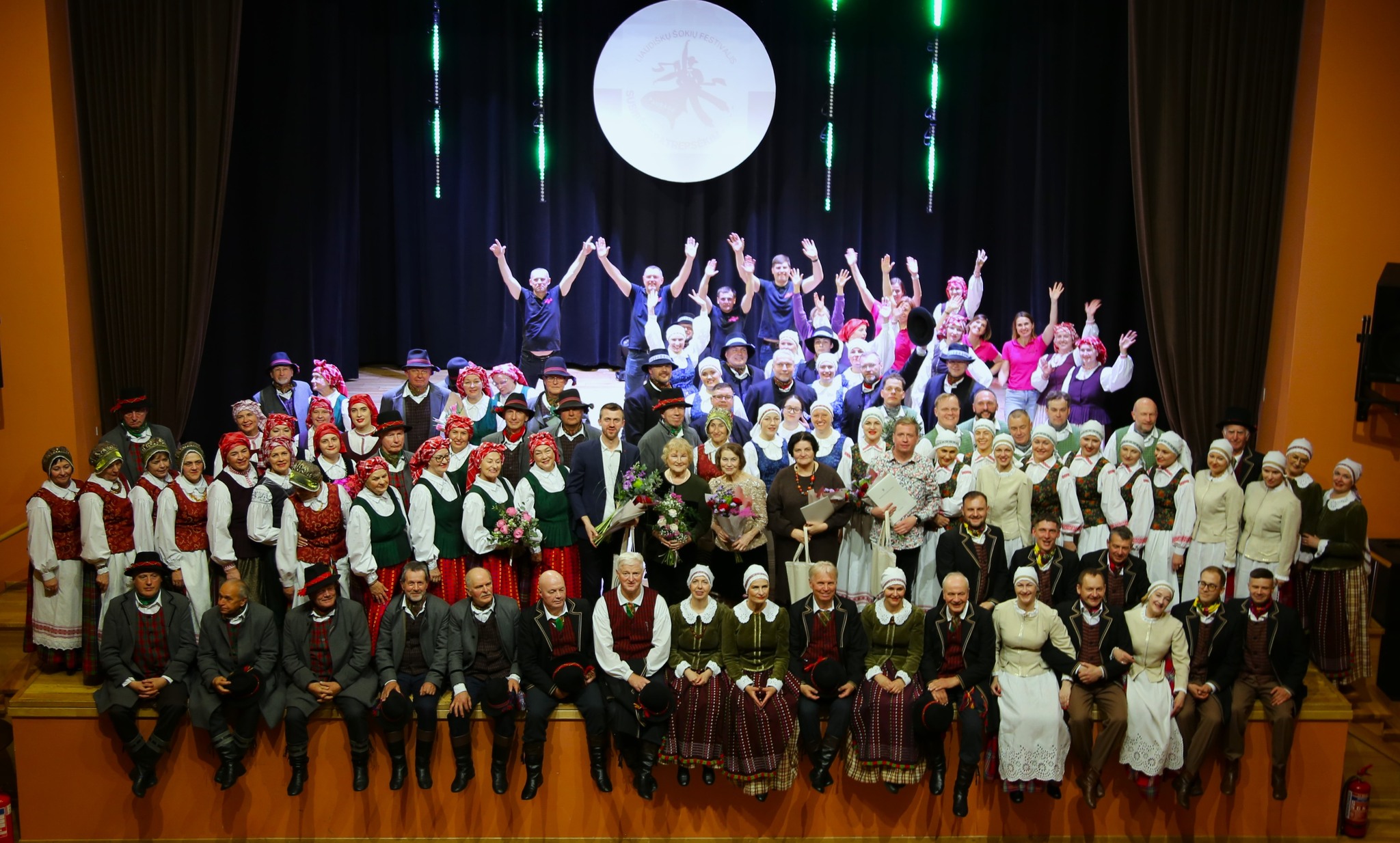2026-04-18 Liaudiškų šokių festivalis SUSIBĖGĘ PATREPSĖKIM subūrė šokių bendruomenę Tauragėje